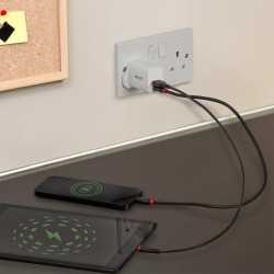 Lindy 20W USB Type A and C Charger